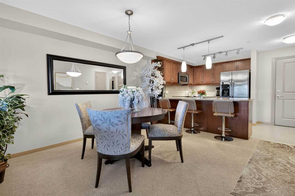 310 Mckenzie Towne Gate SE Unit: 3302