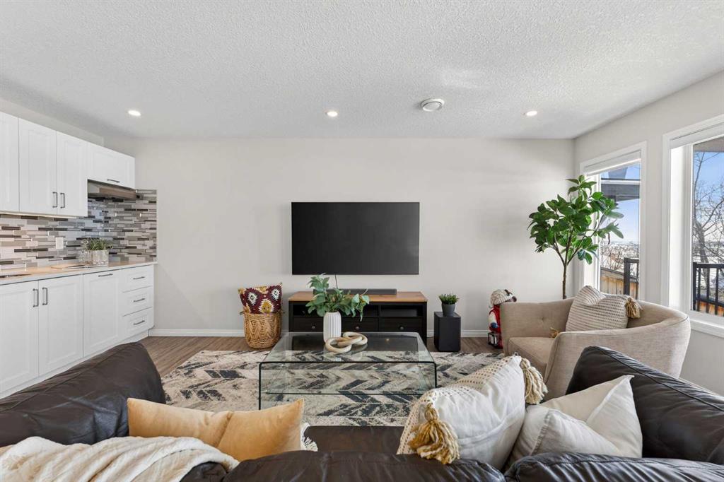 122 Springbluff Boulevard SW