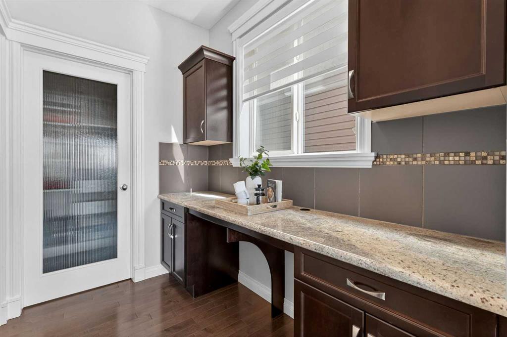 122 Springbluff Boulevard SW