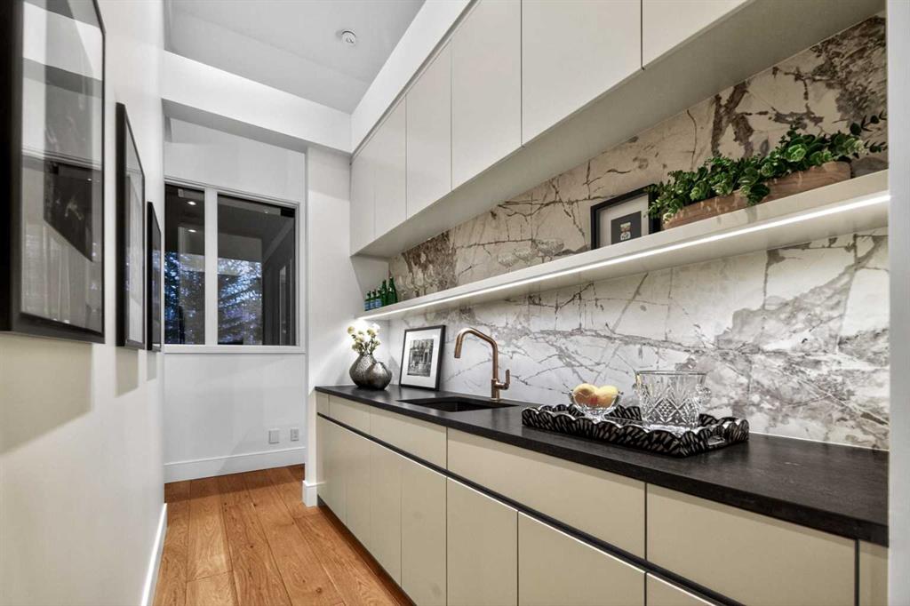 105 Silverhorn Ridge