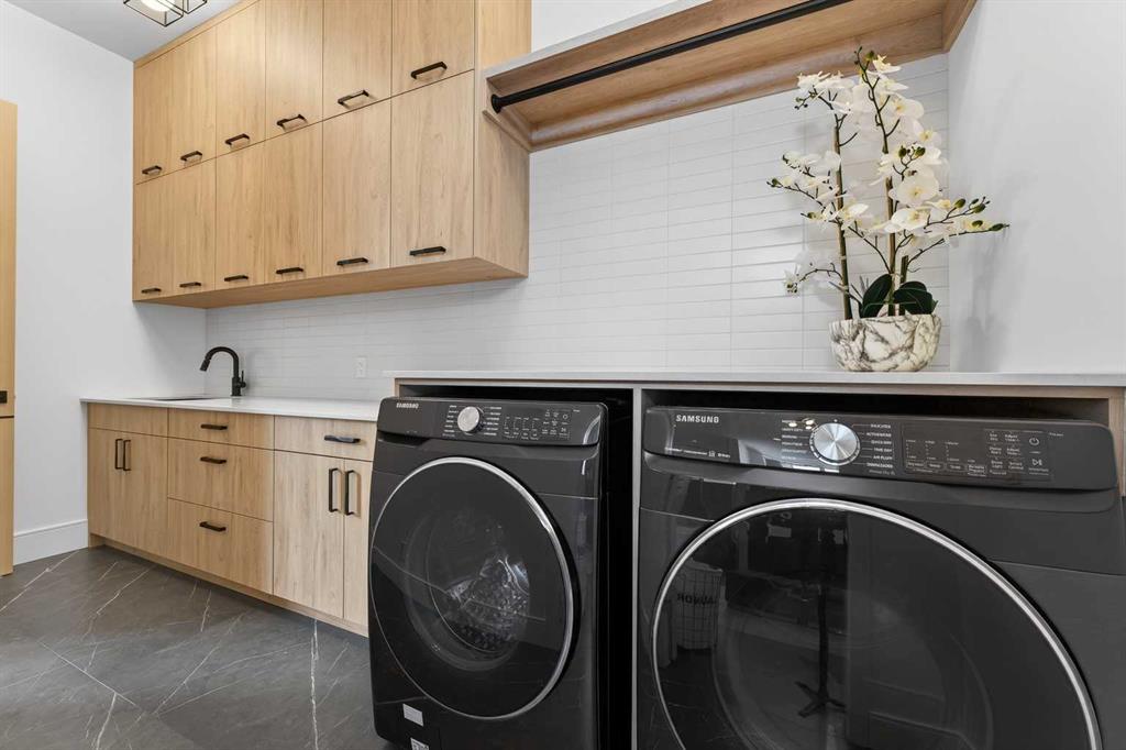 105 Silverhorn Ridge