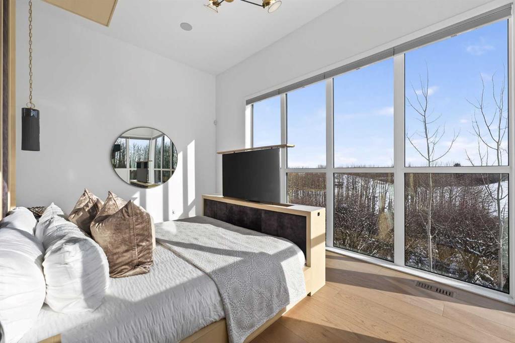105 Silverhorn Ridge