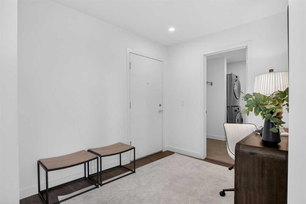 3450 19 Street SW Unit: 402