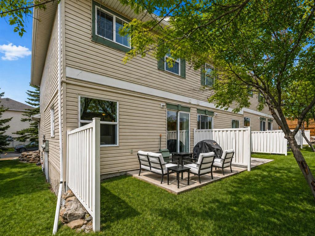 101 Country Hills Villas NW