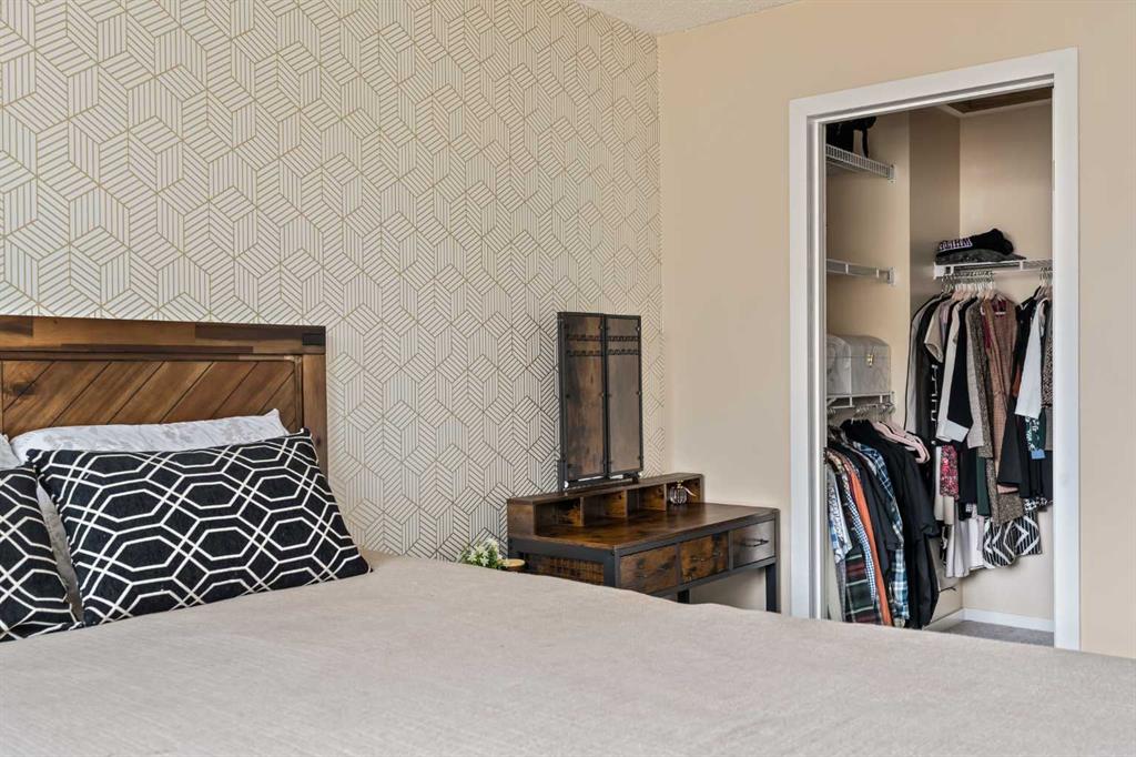 101 Country Hills Villas NW