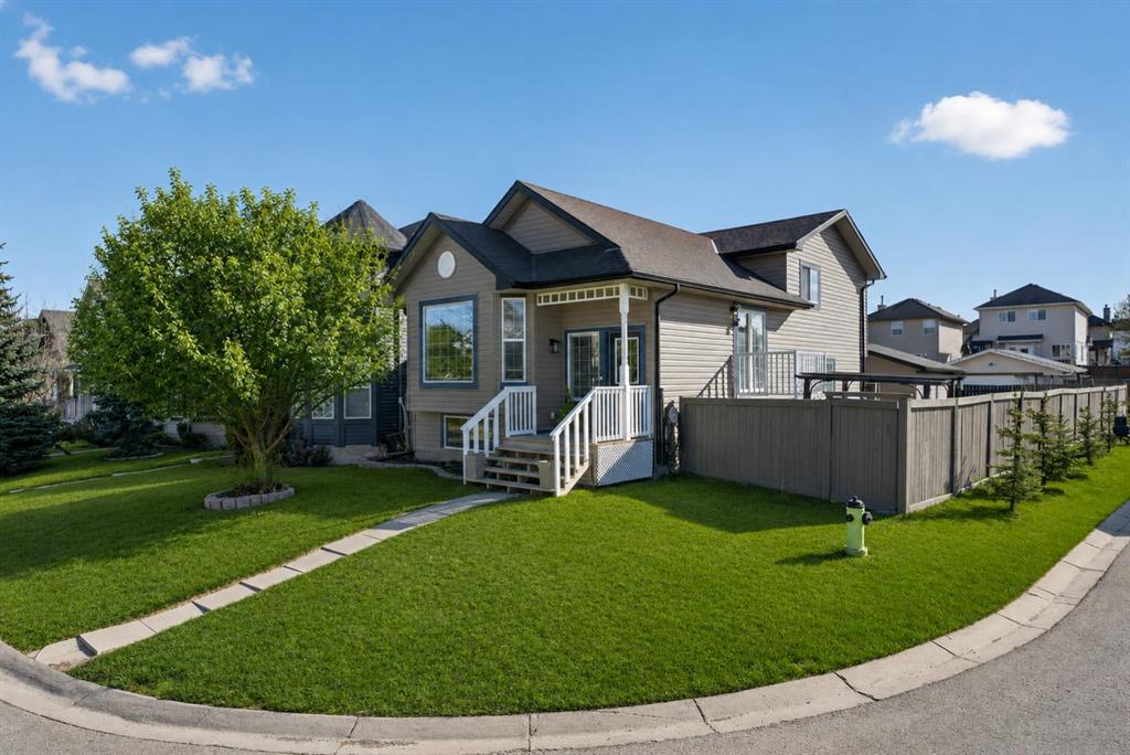 160 Citadel Bluff Close NW