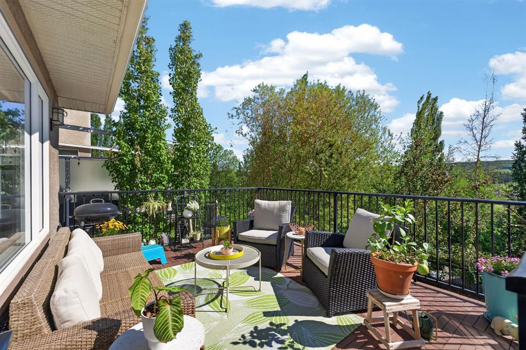 159 Discovery Ridge Way SW