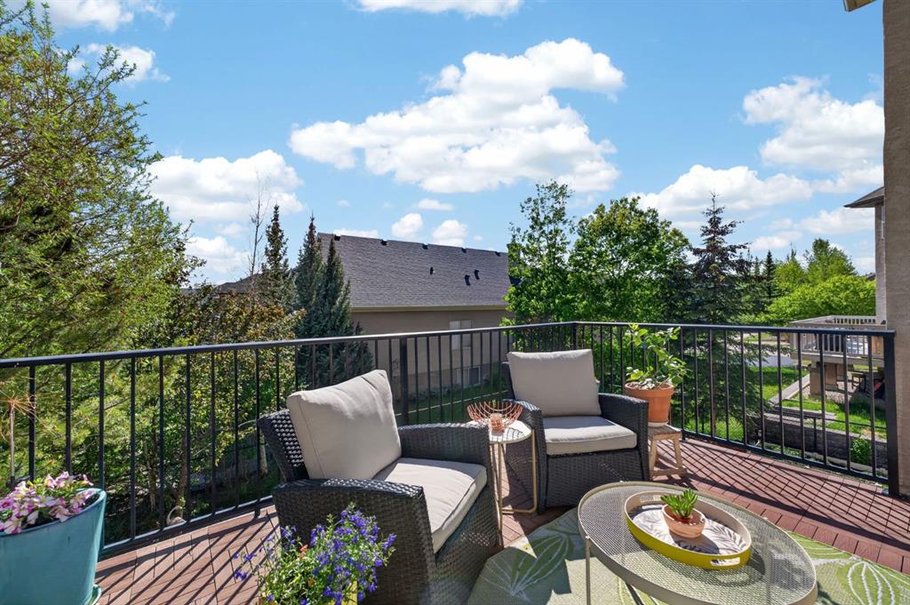 159 Discovery Ridge Way SW