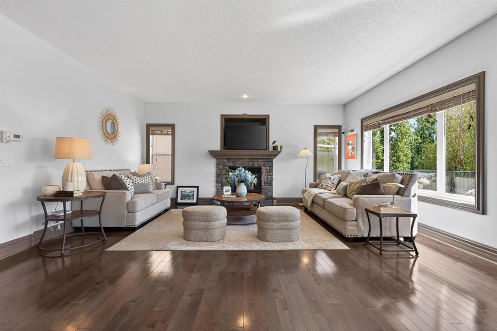 159 Discovery Ridge Way SW