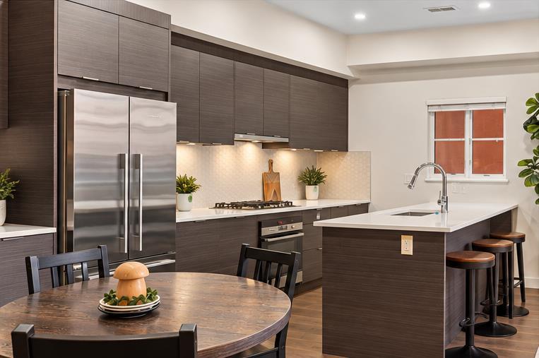 1818 14A Street SW Unit: 101