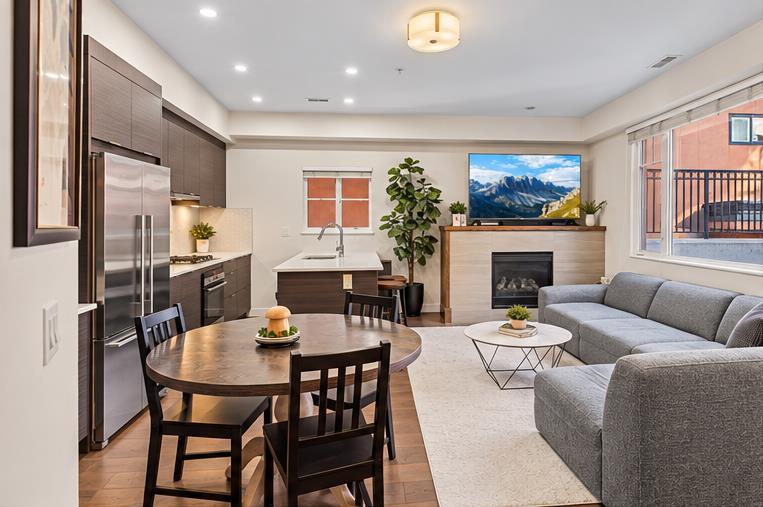 1818 14A Street SW Unit: 101