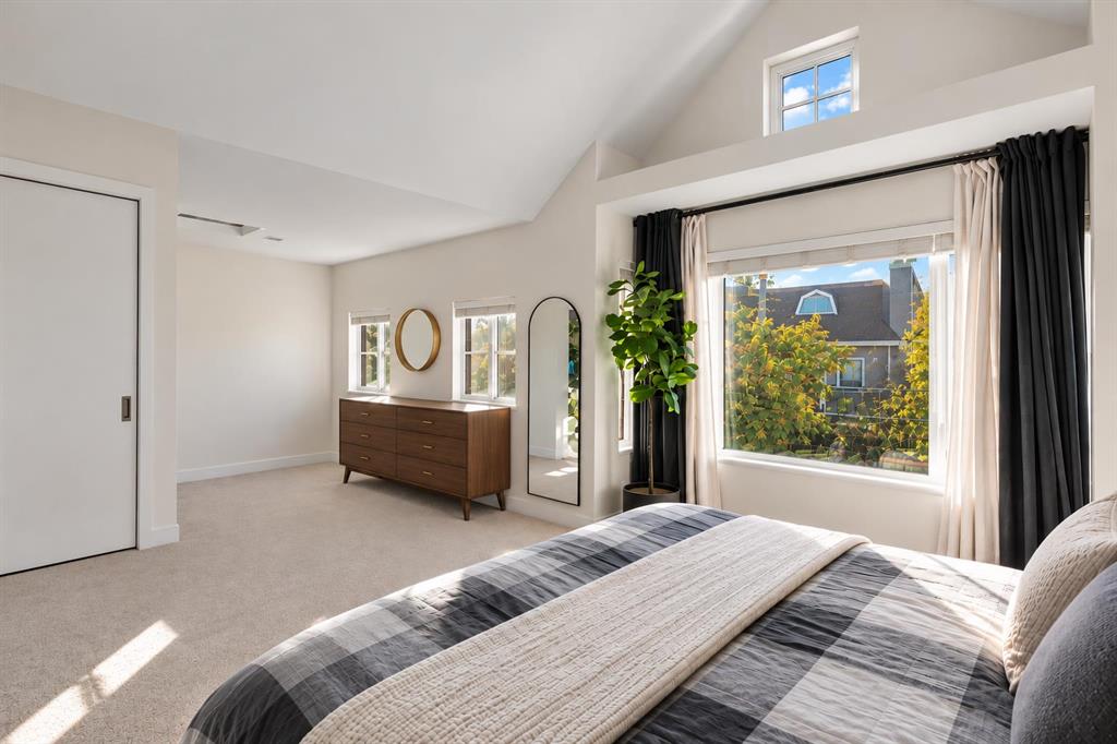 1818 14A Street SW Unit: 101