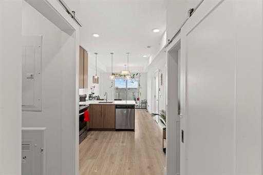 76 Cornerstone Passage NE Unit: 2424