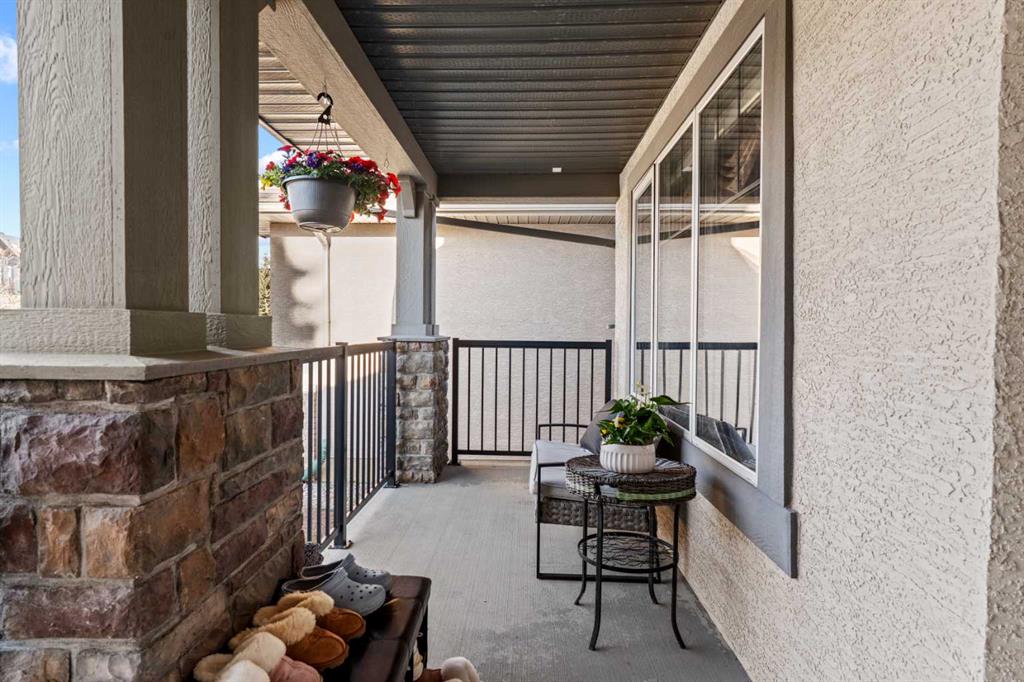 325 Discovery Ridge Way SW