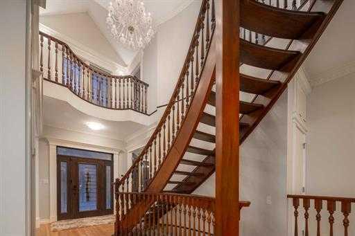 57 Slopes Point SW