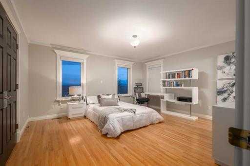57 Slopes Point SW