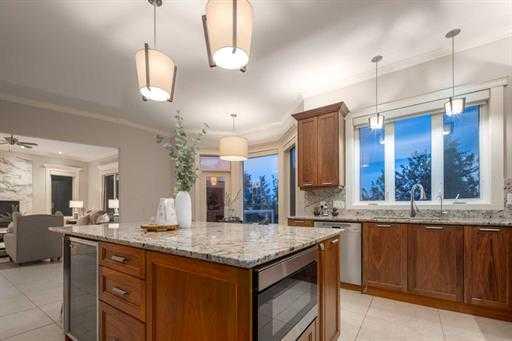 57 Slopes Point SW