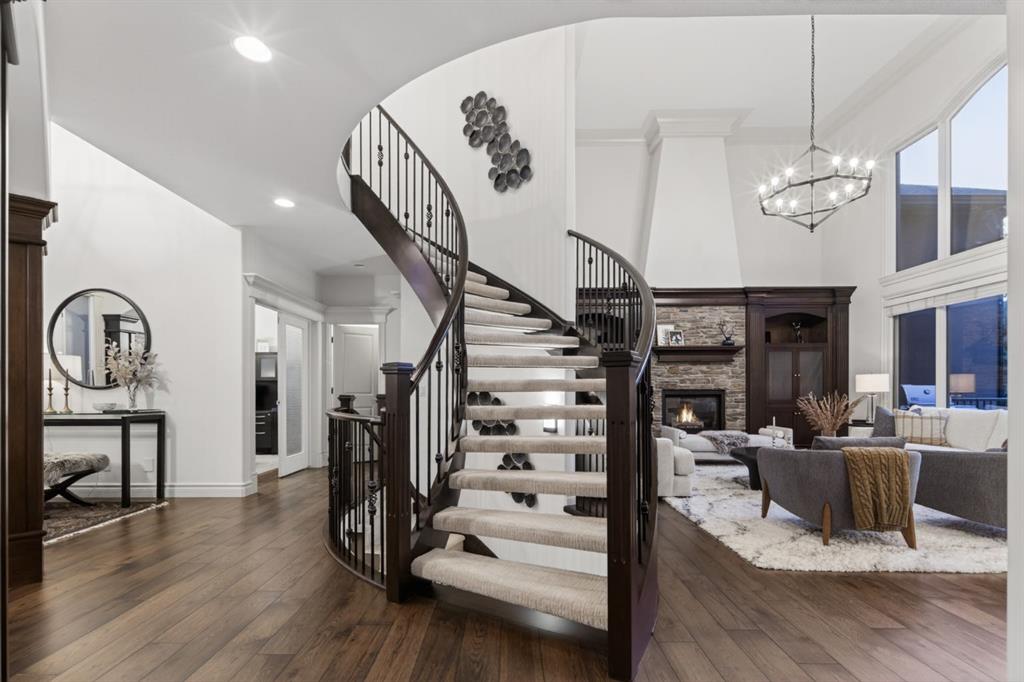 32 Aspen Meadows Manor SW