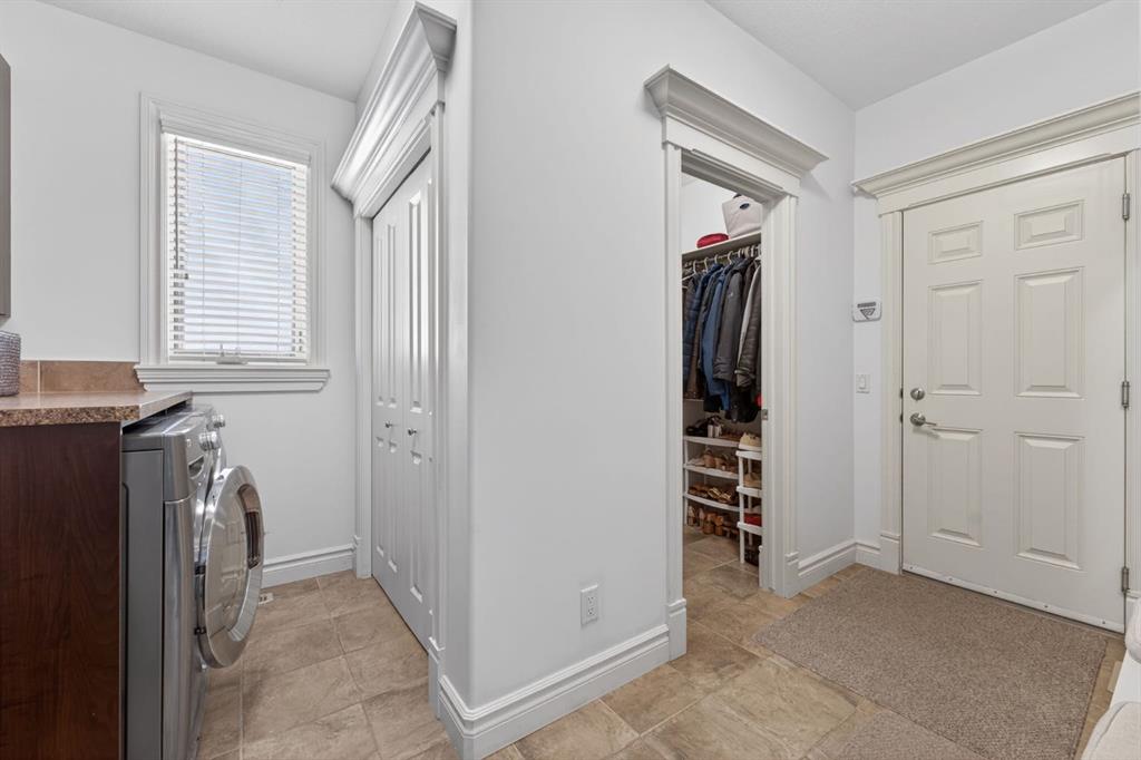 32 Aspen Meadows Manor SW