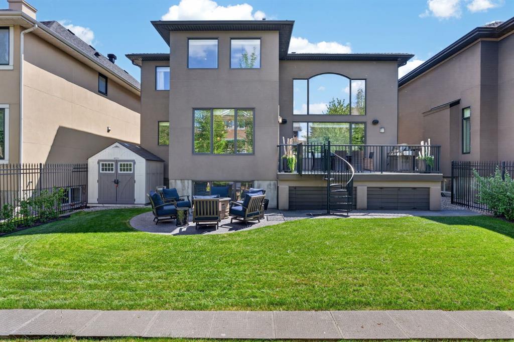 32 Aspen Meadows Manor SW