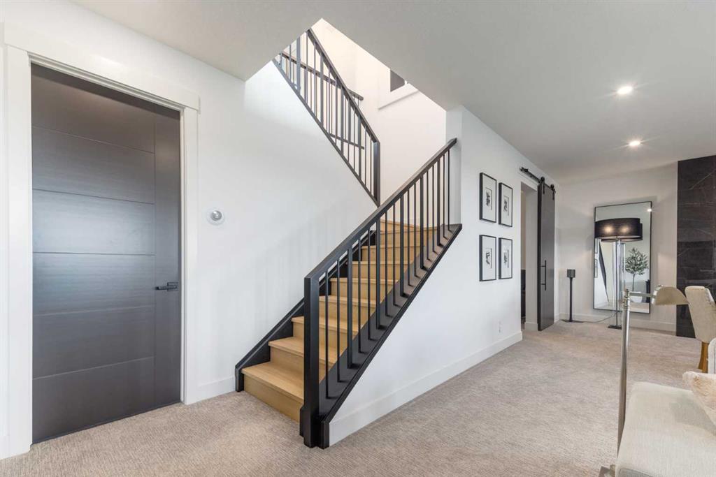61 Silverhorn Boulevard