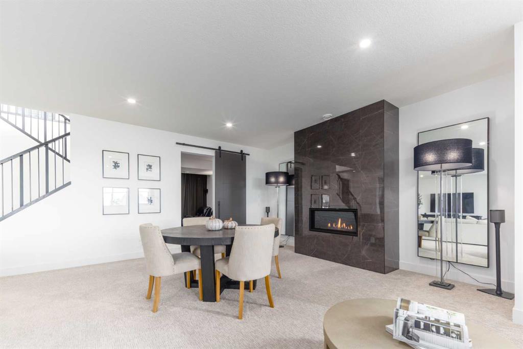 61 Silverhorn Boulevard