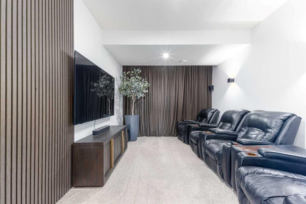 61 Silverhorn Boulevard