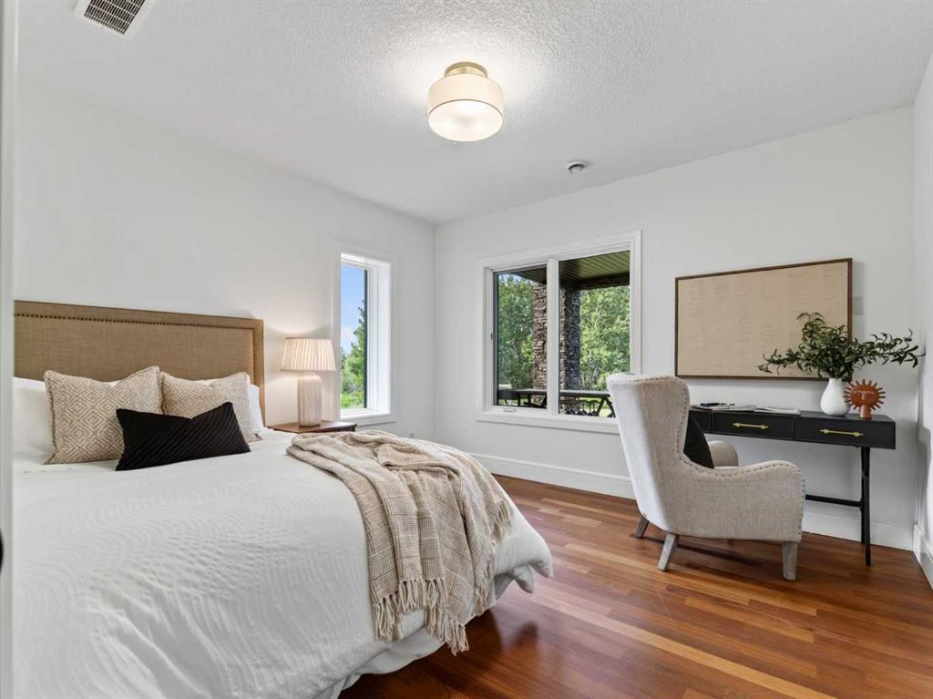 16 Ranche Drive