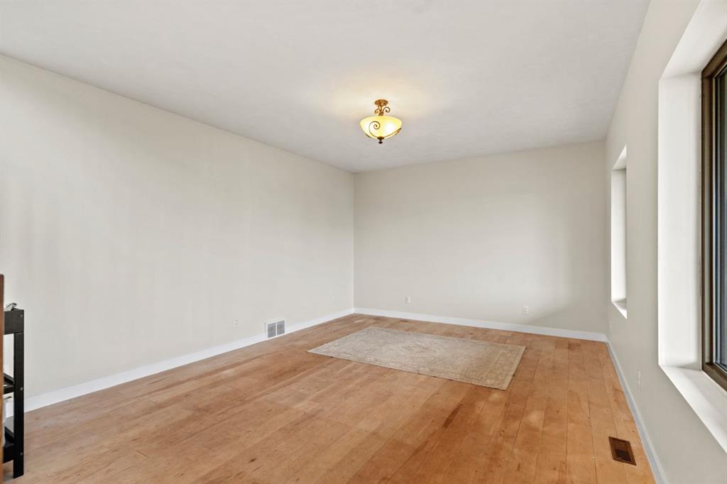 251005 Township Road 251A