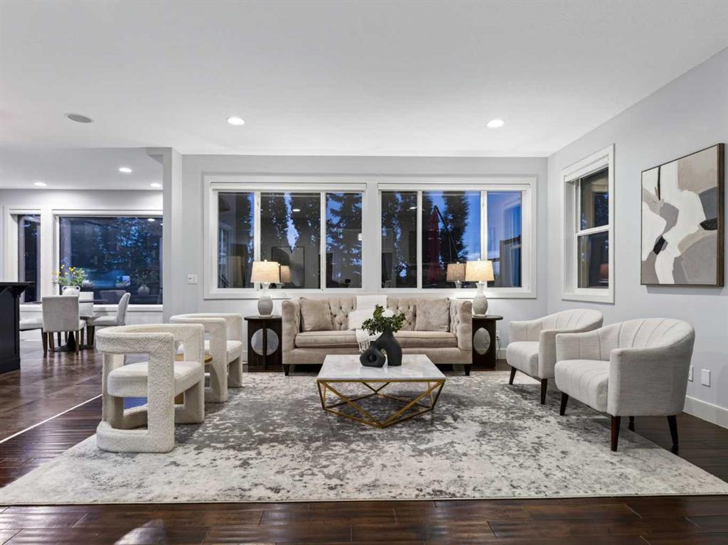 8729 14 Avenue SW