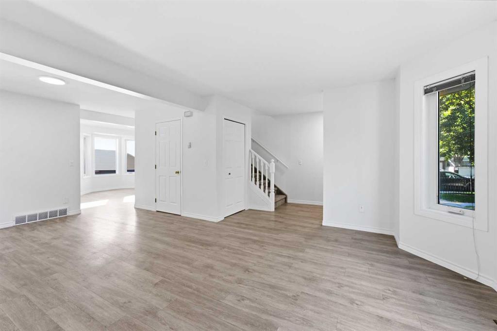 2132 35 Avenue SW Unit: 2