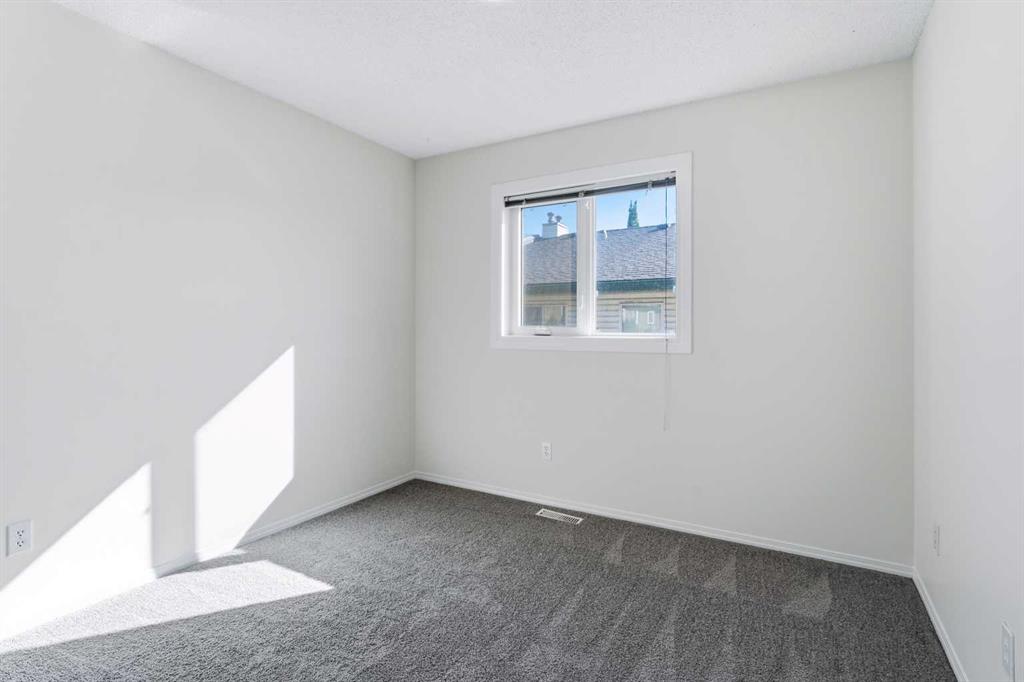 2132 35 Avenue SW Unit: 2