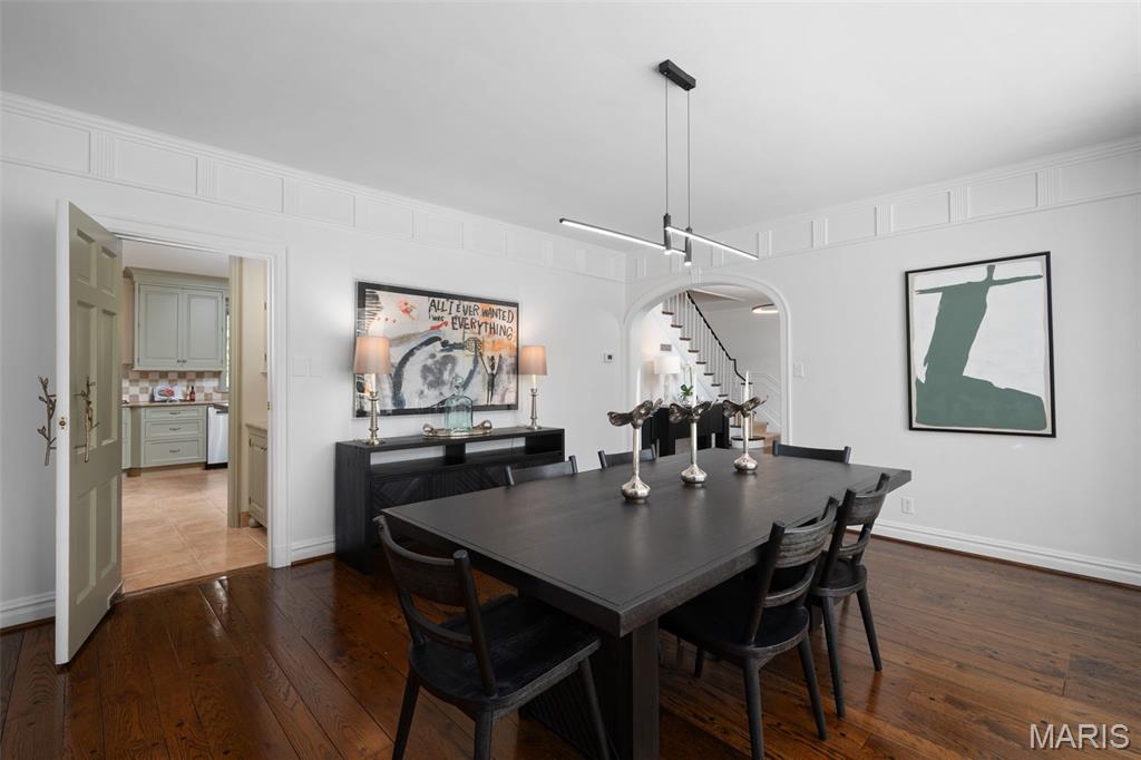 20 Ridgemoor Drive