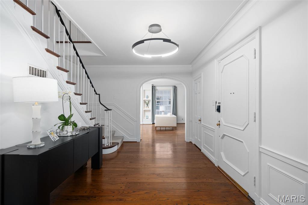 20 Ridgemoor Drive