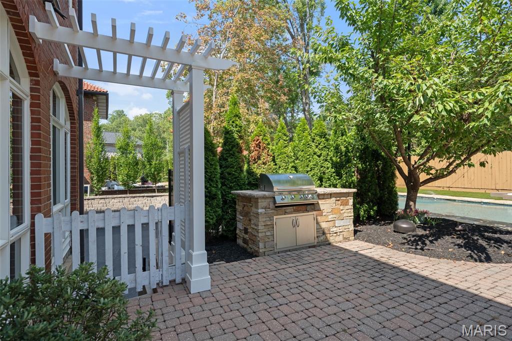 20 Ridgemoor Drive