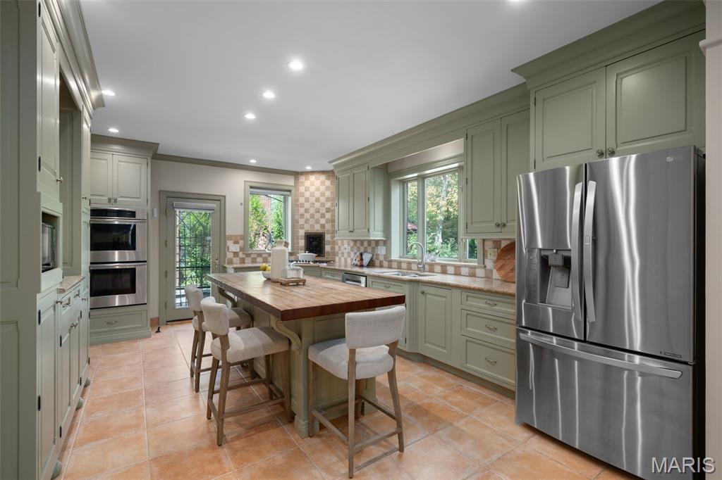 20 Ridgemoor Drive