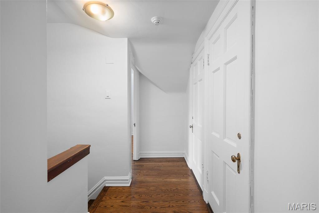20 Ridgemoor Drive