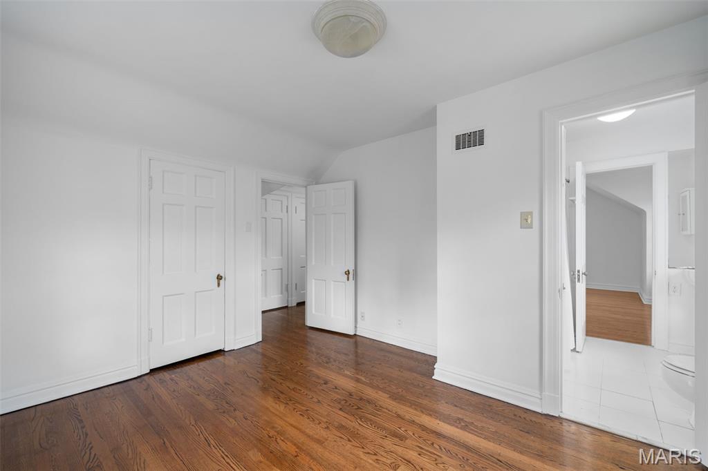 20 Ridgemoor Drive