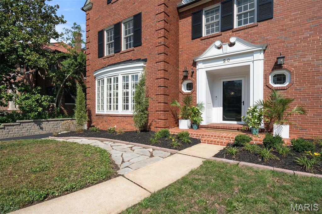20 Ridgemoor Drive