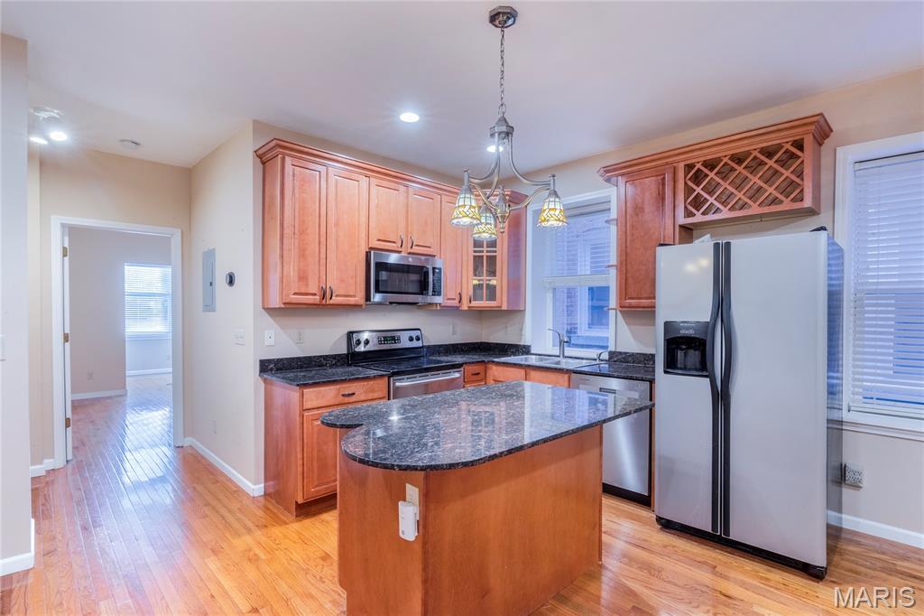 6412 Alamo Avenue Unit: 1W