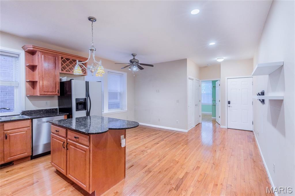 6412 Alamo Avenue Unit: 1W