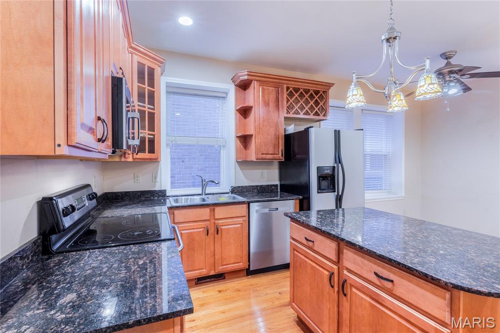 6412 Alamo Avenue Unit: 1W