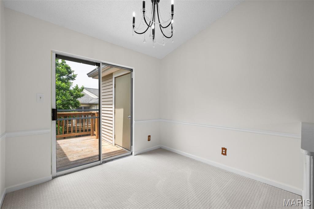 1441 Thrush Place