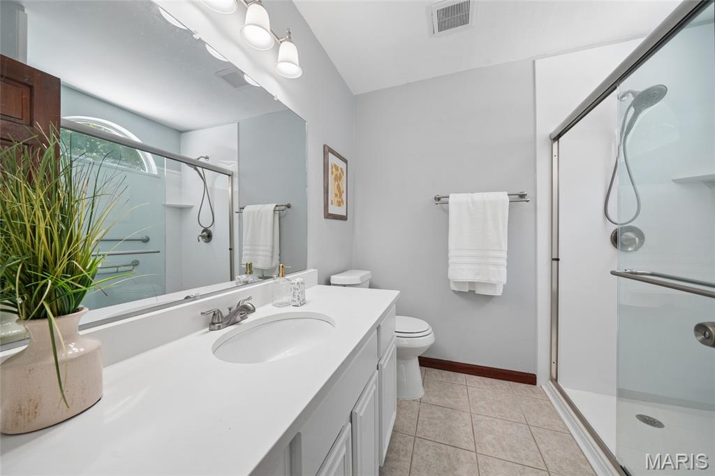 1516 Strawberry Glen Court