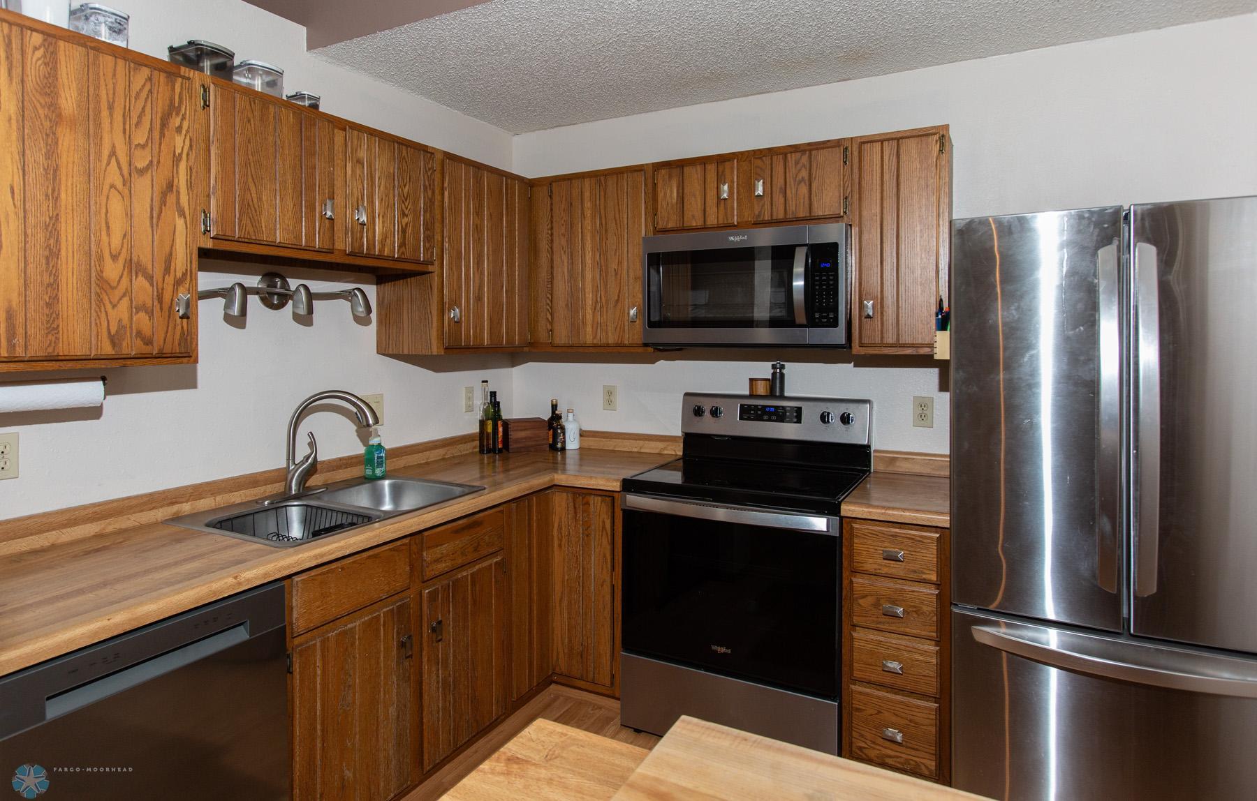 3225 15th Avenue S Unit: D