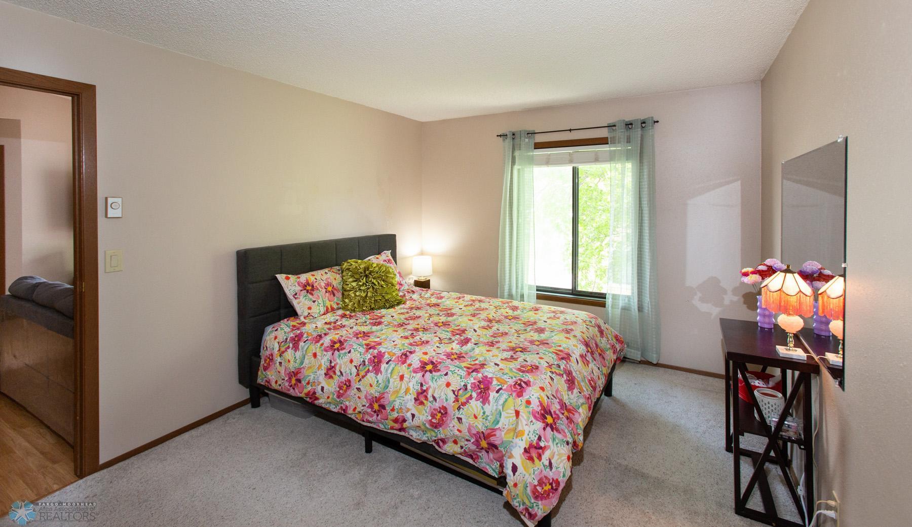 3225 15th Avenue S Unit: D