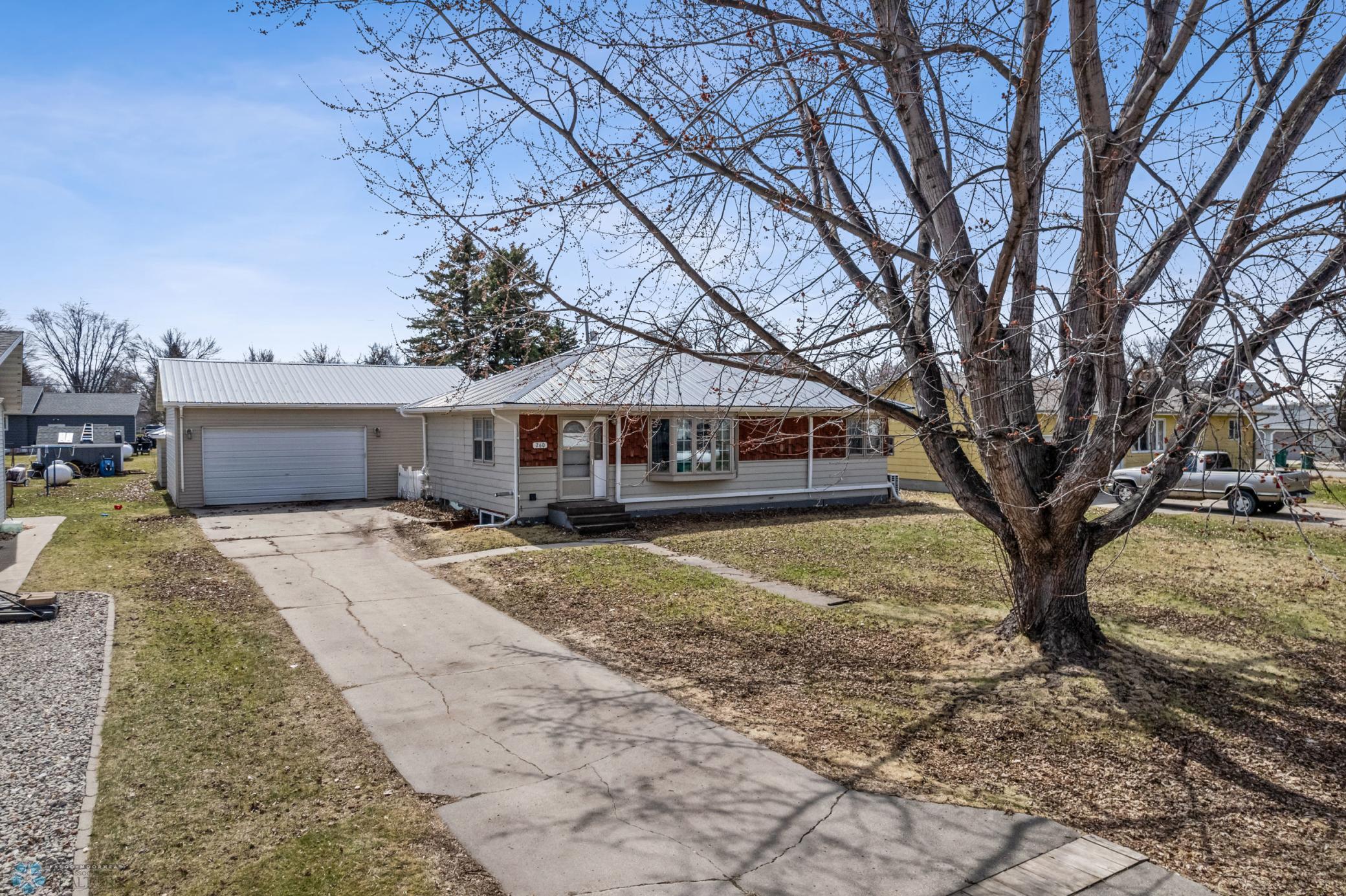 260 Maple Street