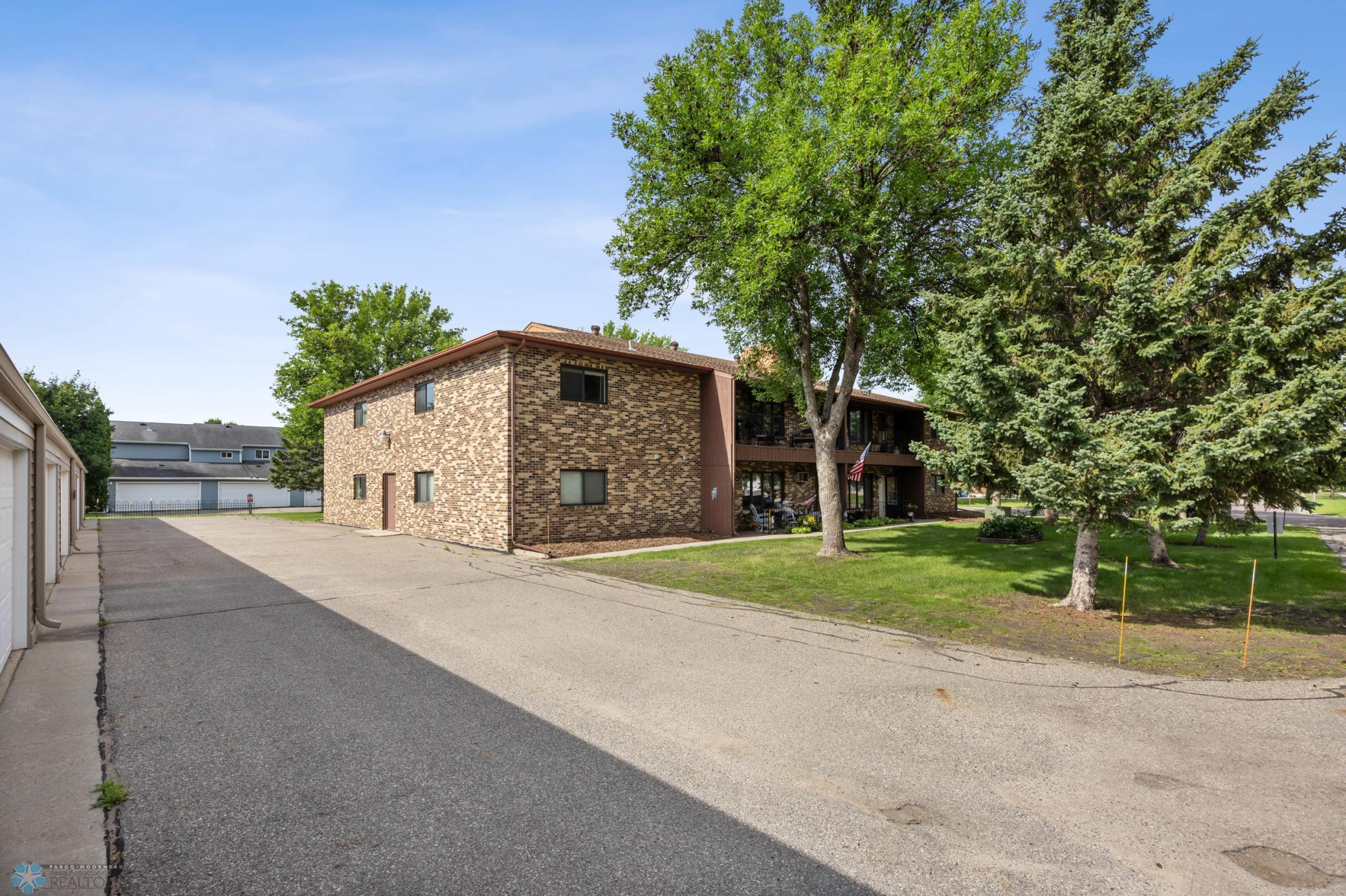 2636 18th Street S Unit: 8