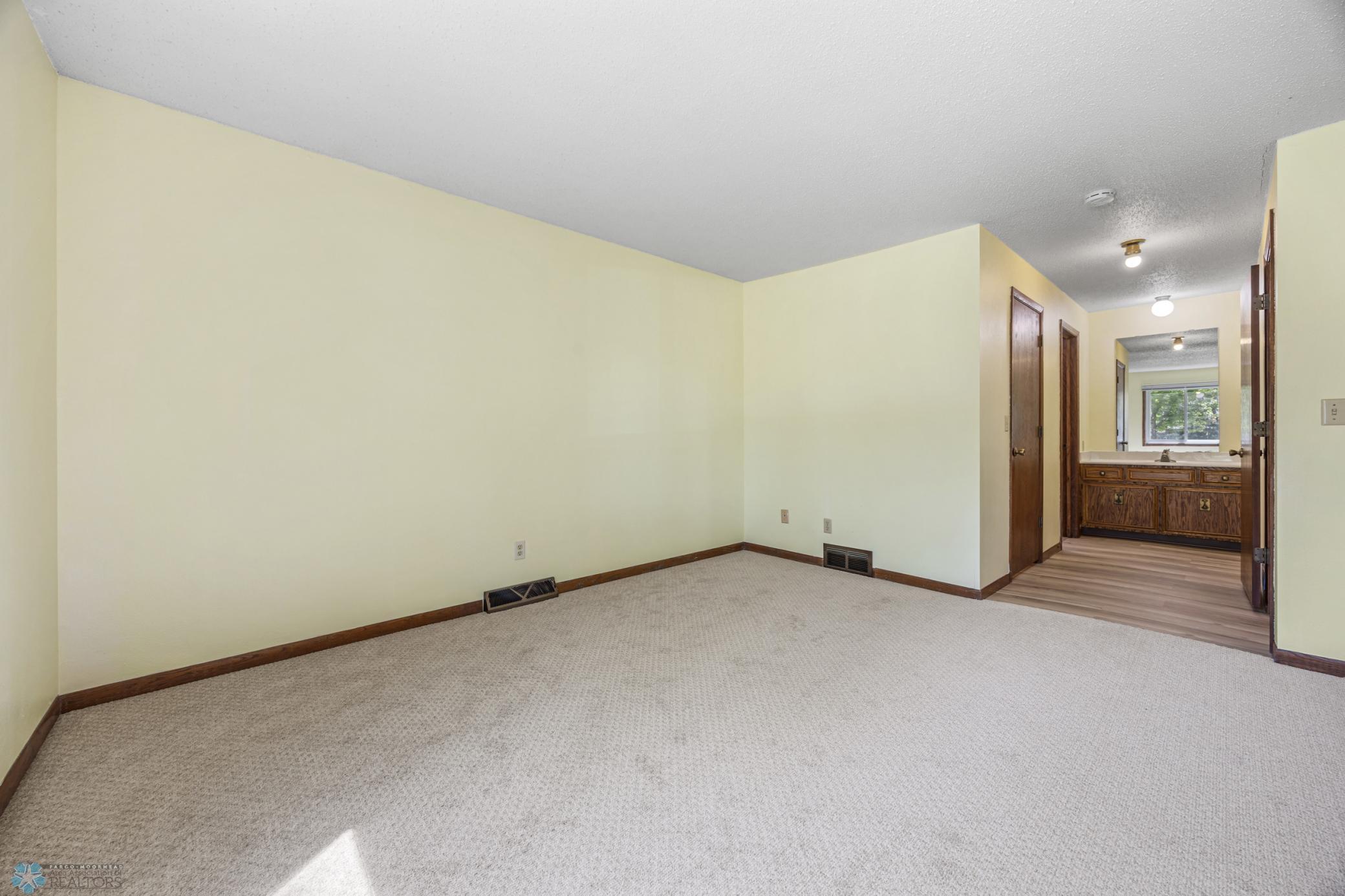 3237 17th Avenue S Unit: 101
