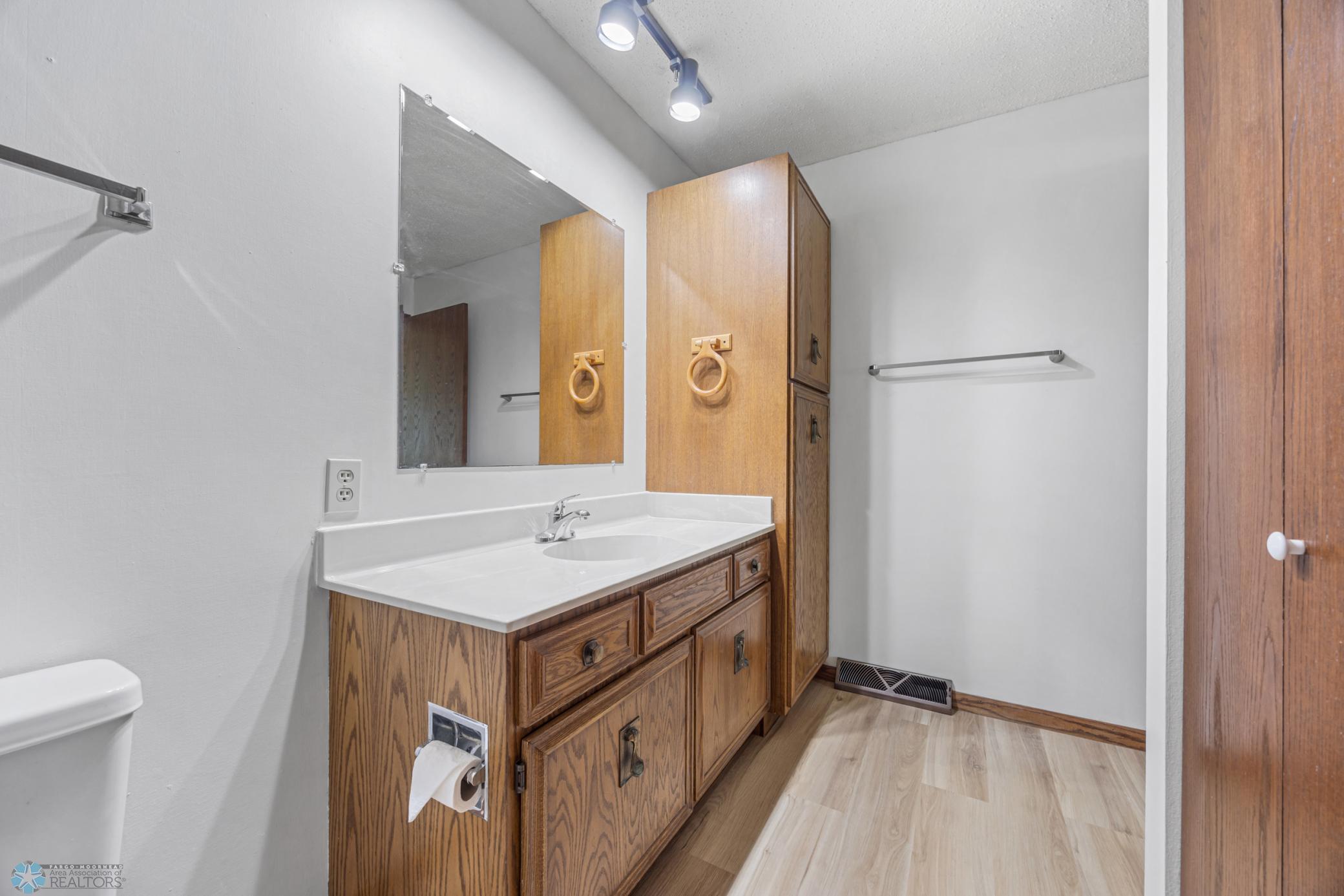3237 17th Avenue S Unit: 101